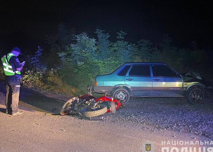 Підліток в нетверезому стані збив мотоцикліста